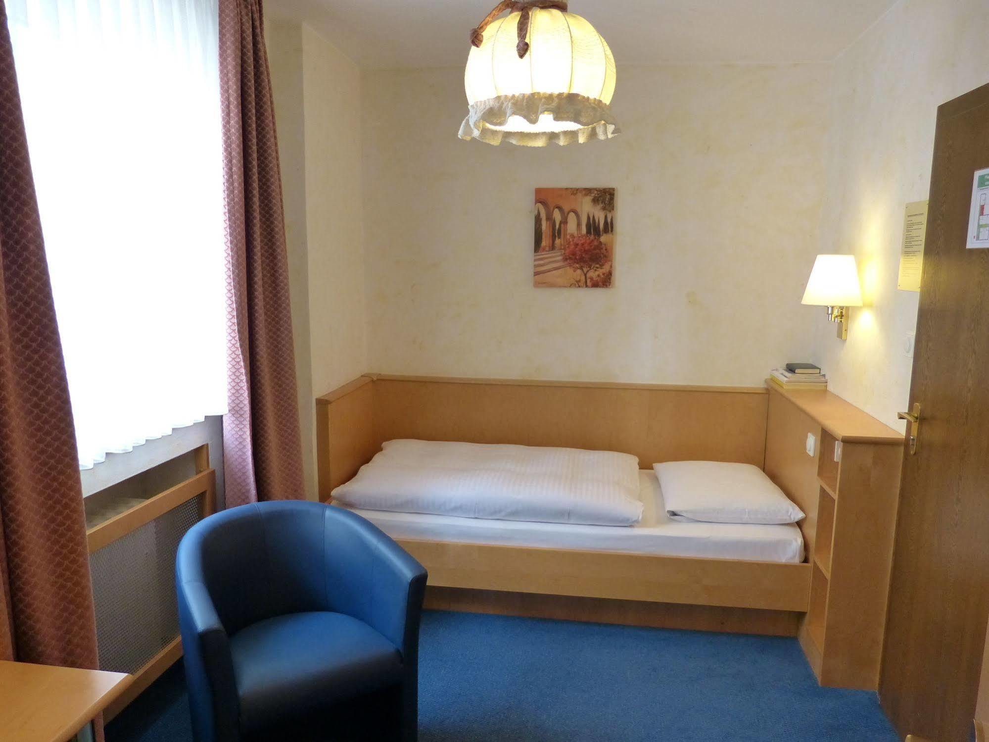 Hotel Wurms Ντίσελντορφ Εξωτερικό φωτογραφία